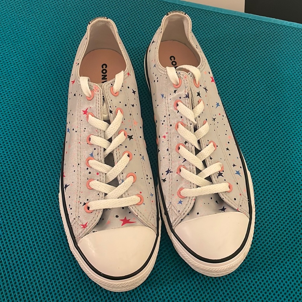 Converse size 6 big kids